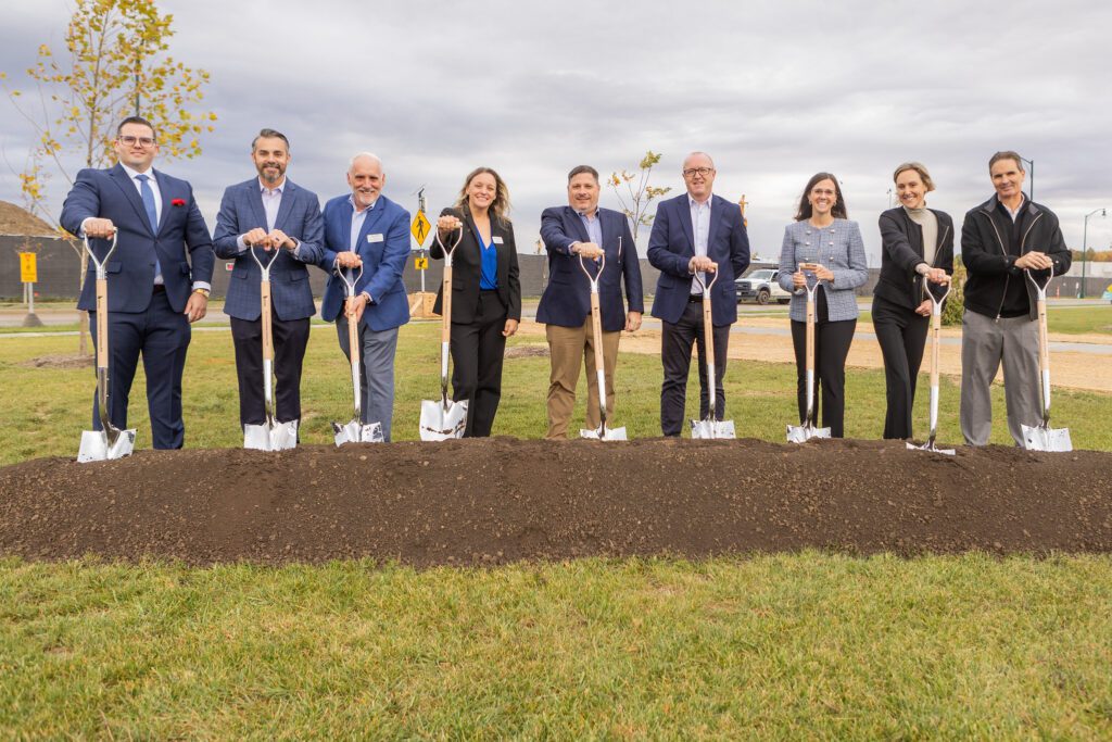 employees with shovels